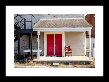 Red Door, White Home – Decatur, Alabama Charm